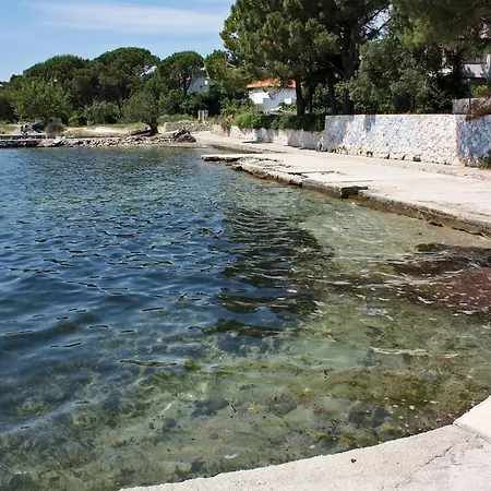 Appartement Barbat 16723b *