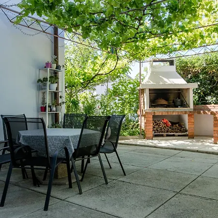 Appartement Barbat 16723b *