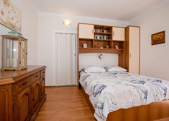 Barbat 16723b * Barbat na Rabu